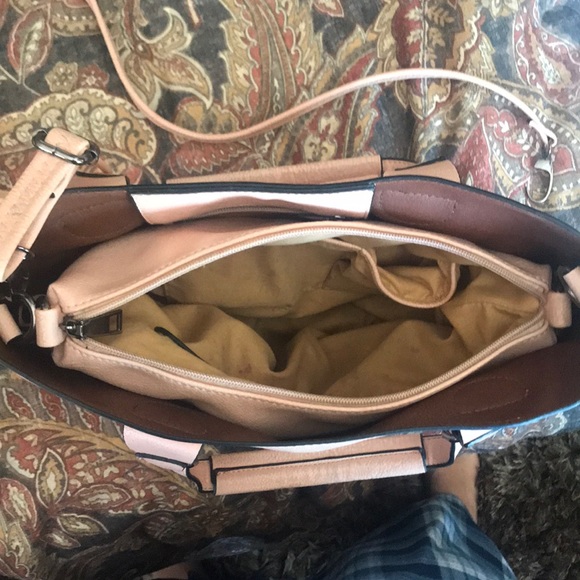 Purse - Picture 2 of 4